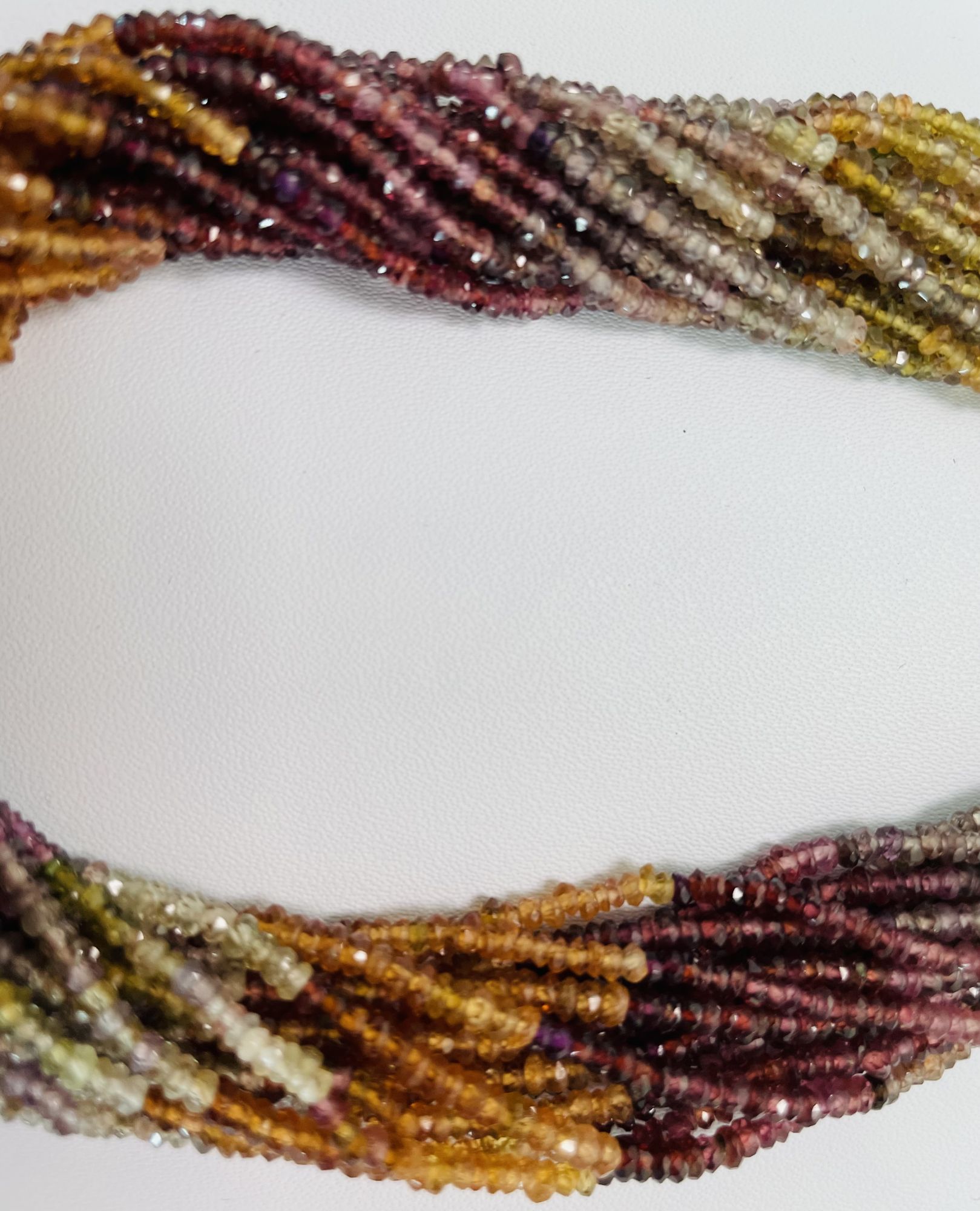 Tundru Sapphire Rondelle Faceted