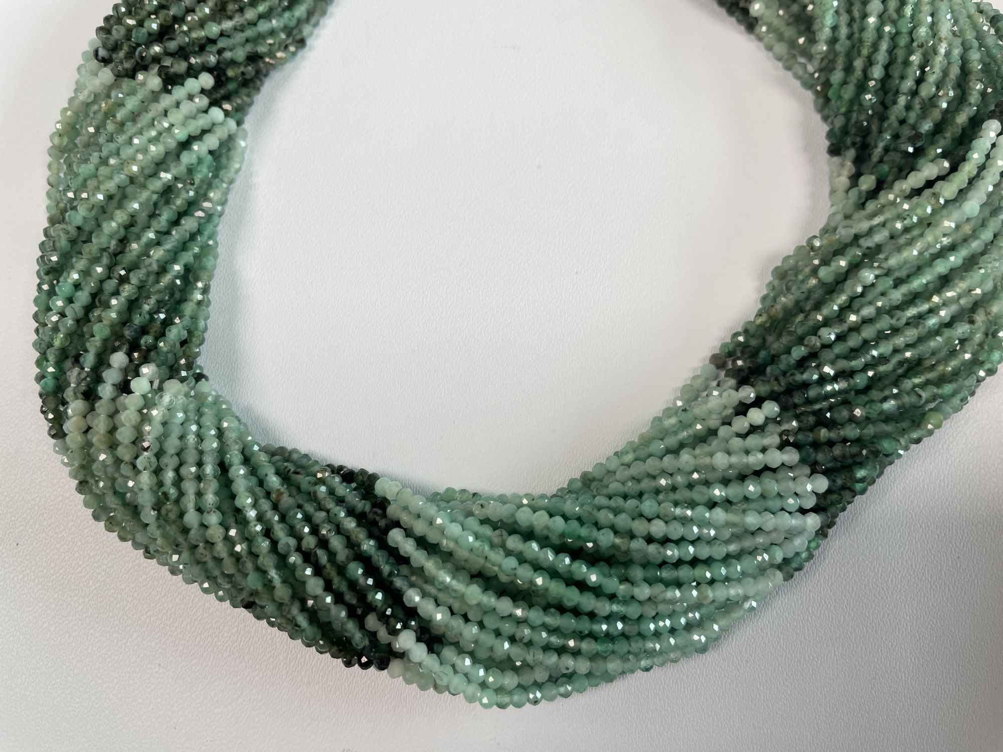 Shaded Emerald Rondelle Facted