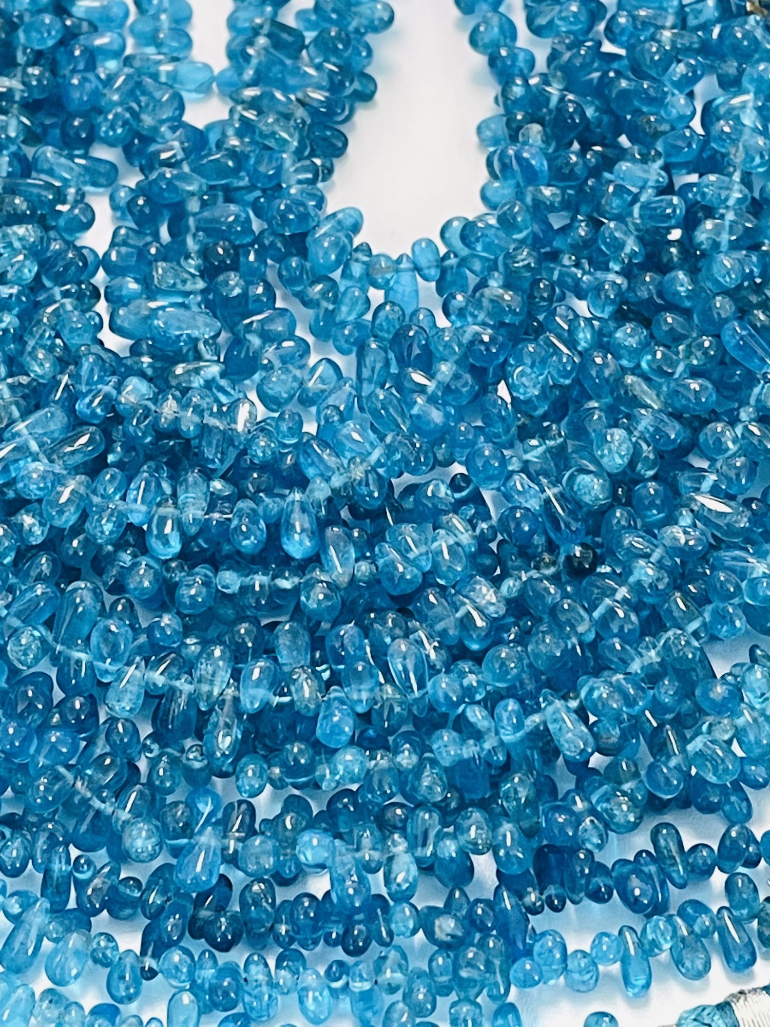 Apatite Drop Smooth