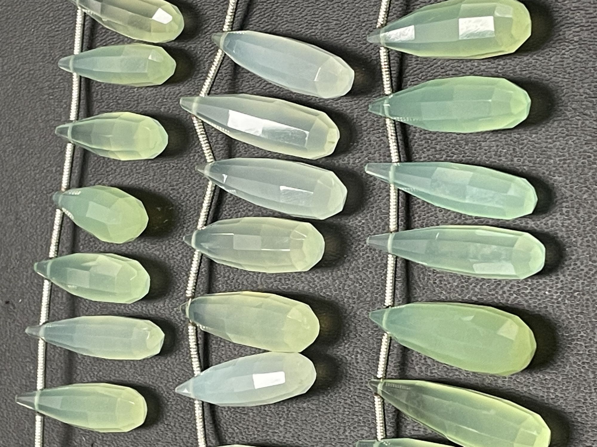 Green Chalcedony Long Drop Faceted