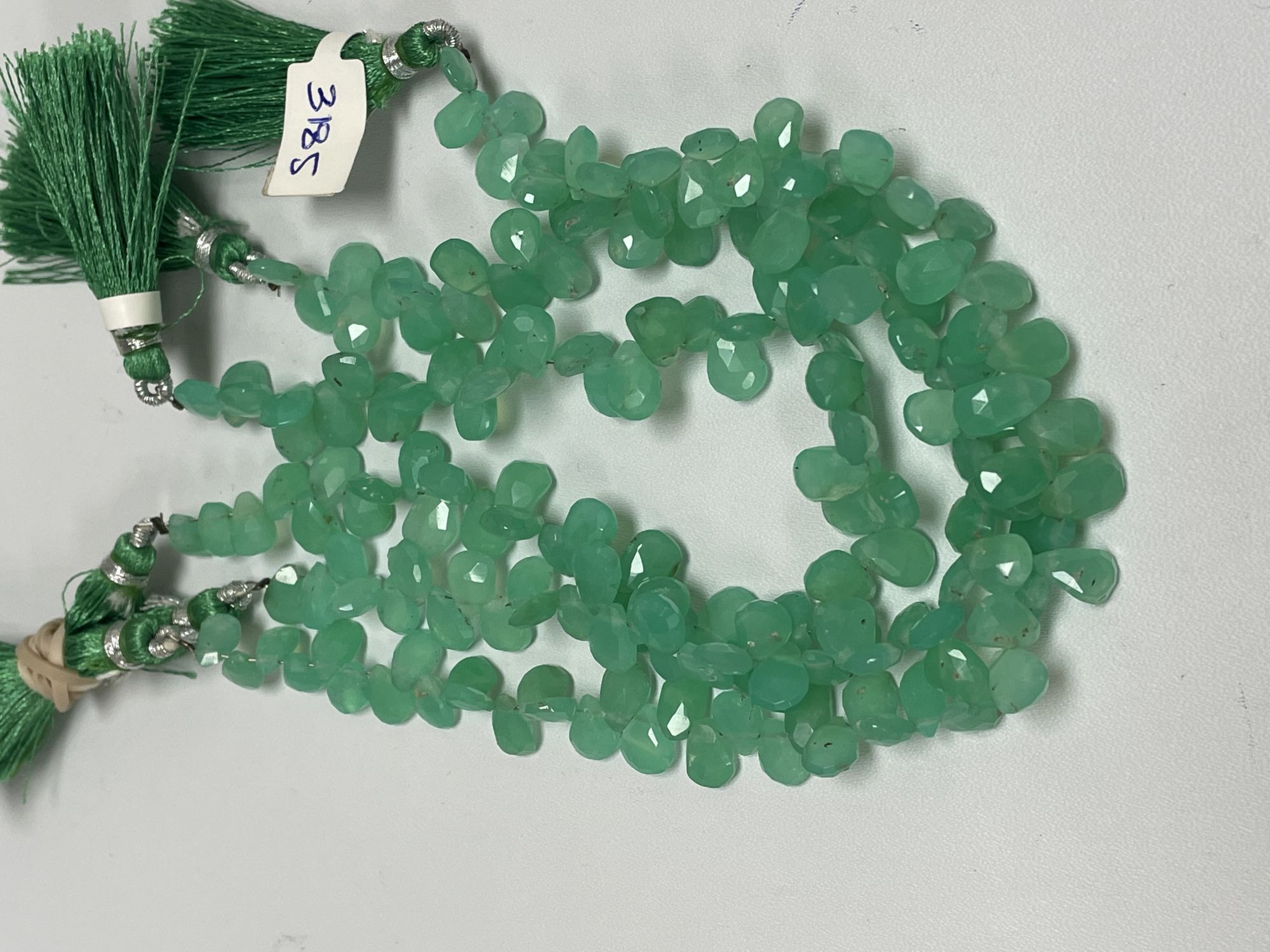 Chrysoprase Pear Faceted