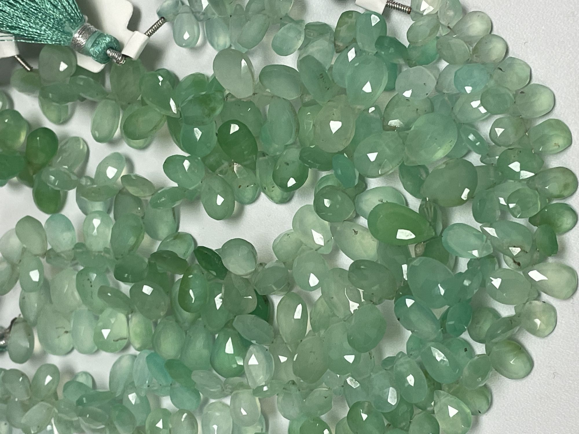 Chrysoprase Pear Faceted