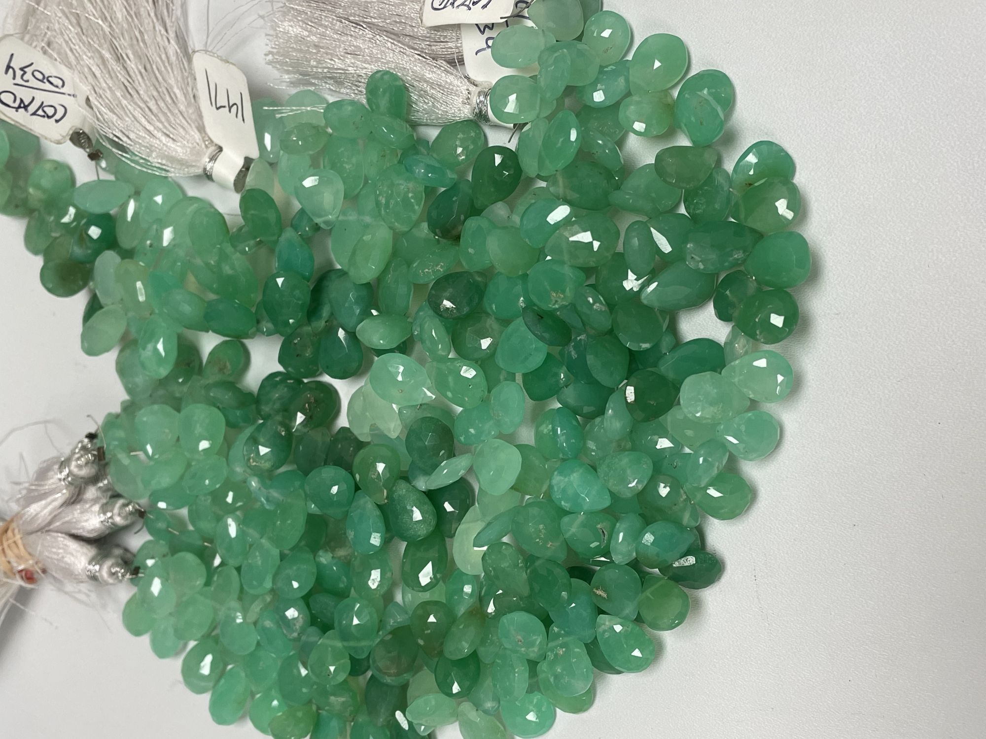 Chrysoprase Pear Faceted