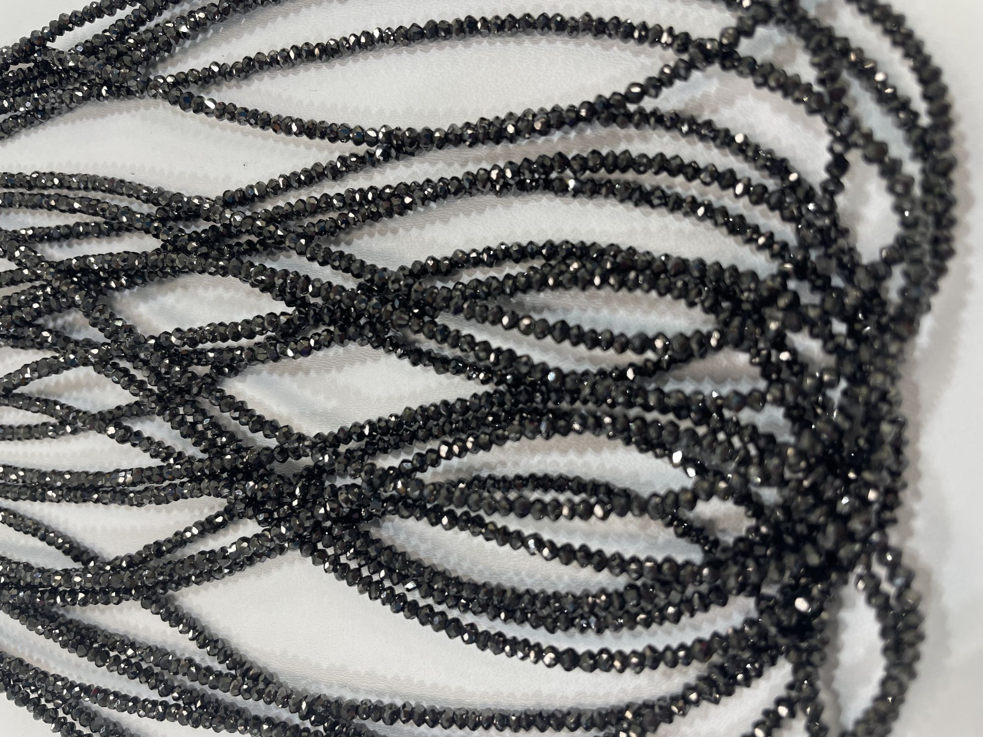 Black Diamonds Rondelles Faceted