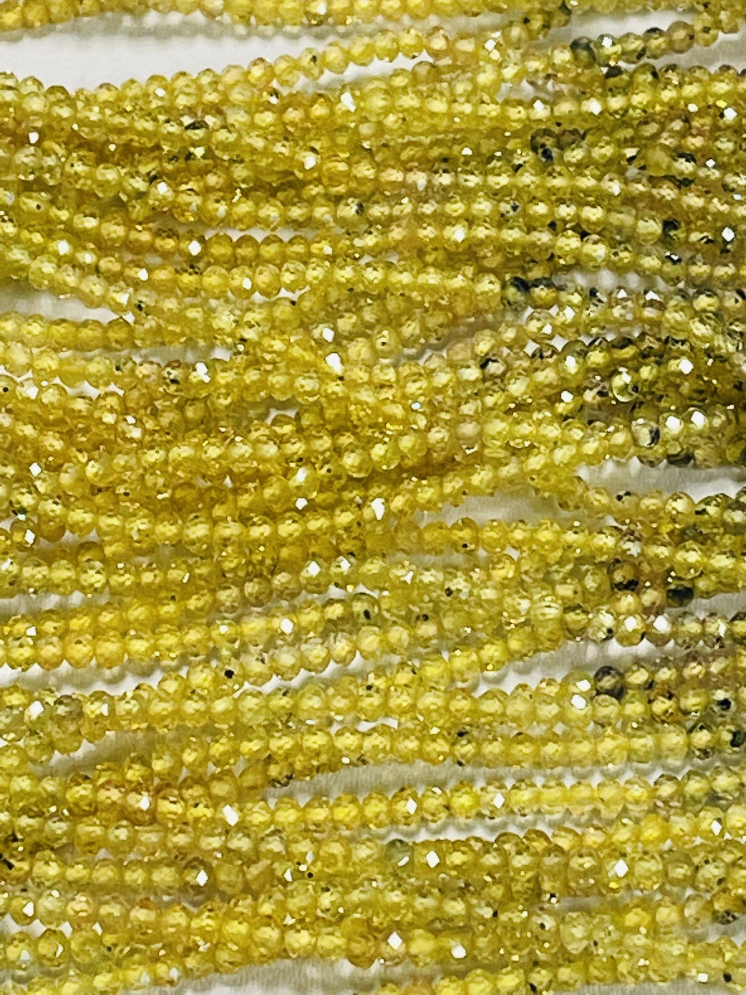 Shaded Yellow Sapphire Rondelle Faceted