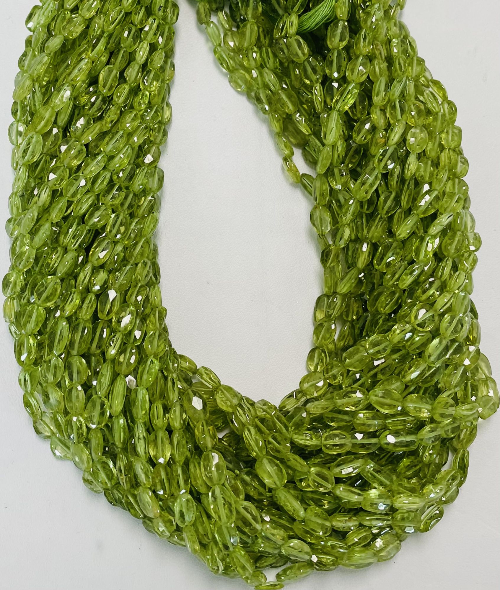 Periodt Oval Faceted