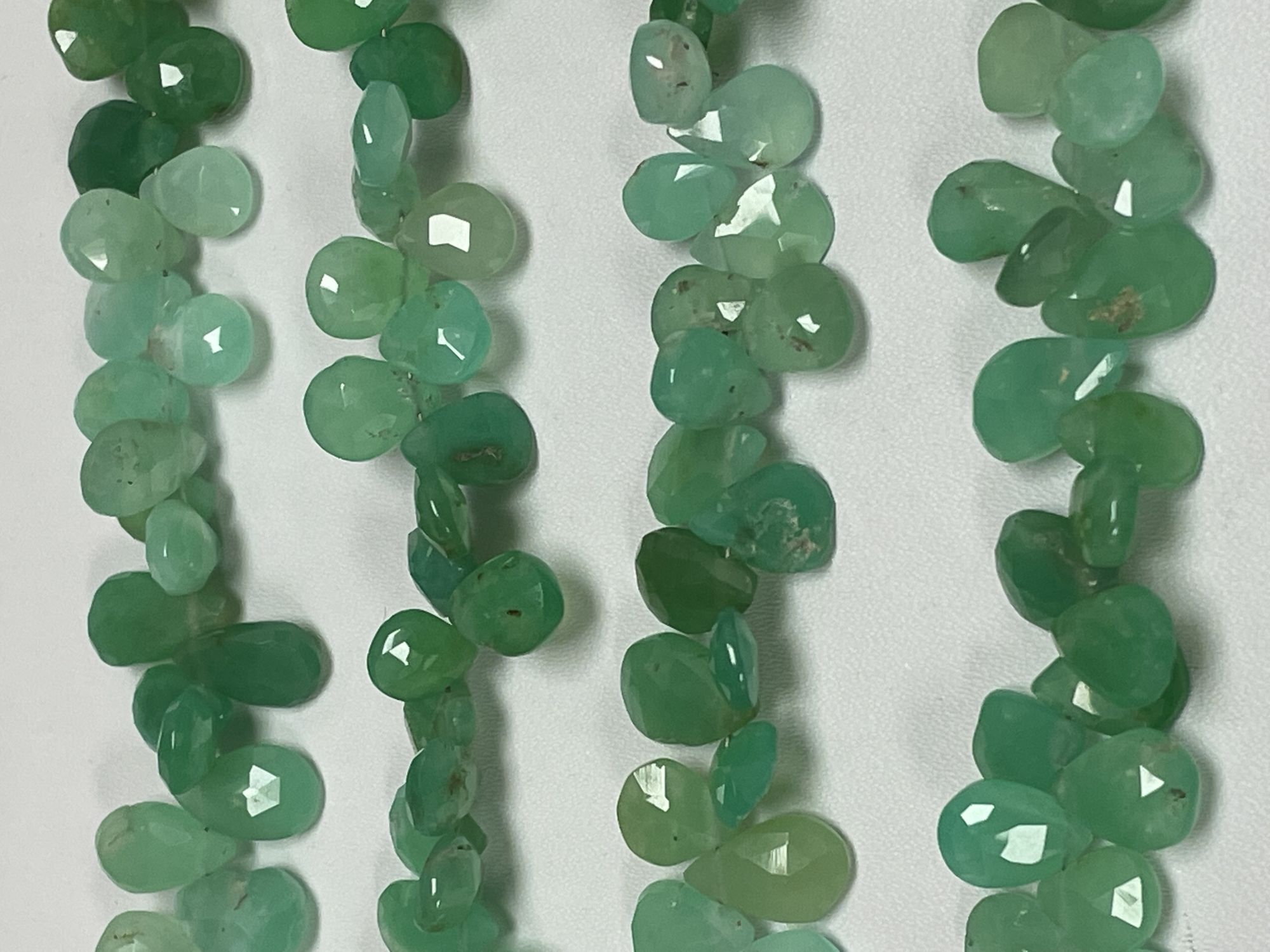 Chrysoprase Pear Faceted