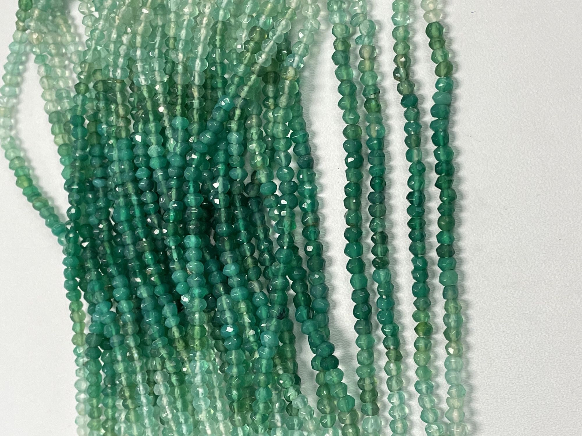 Shaded Green Onyx Rondelle Faceted