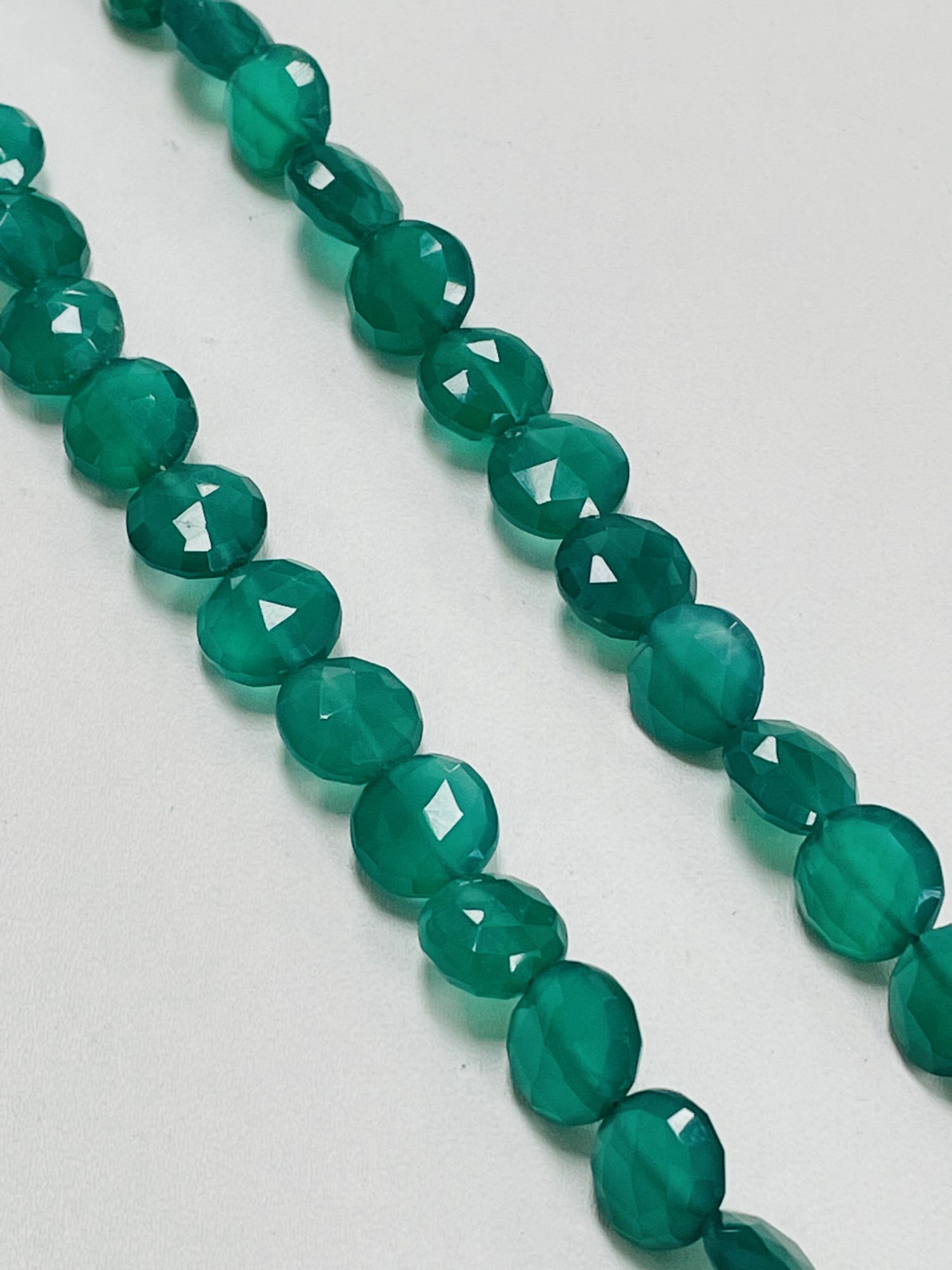 Green Onyx Coin Faceted