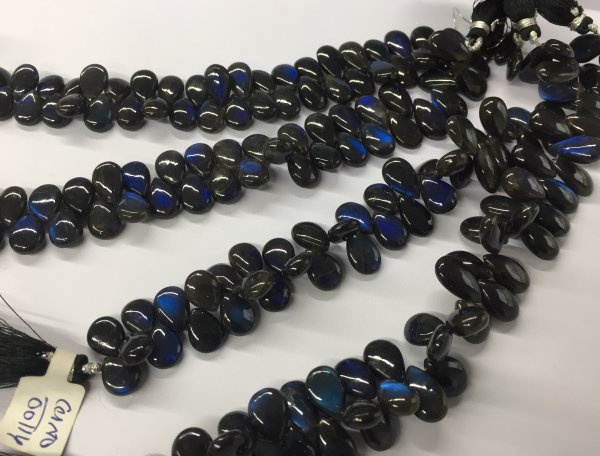 Natural Black Labradorite Pears Smooth