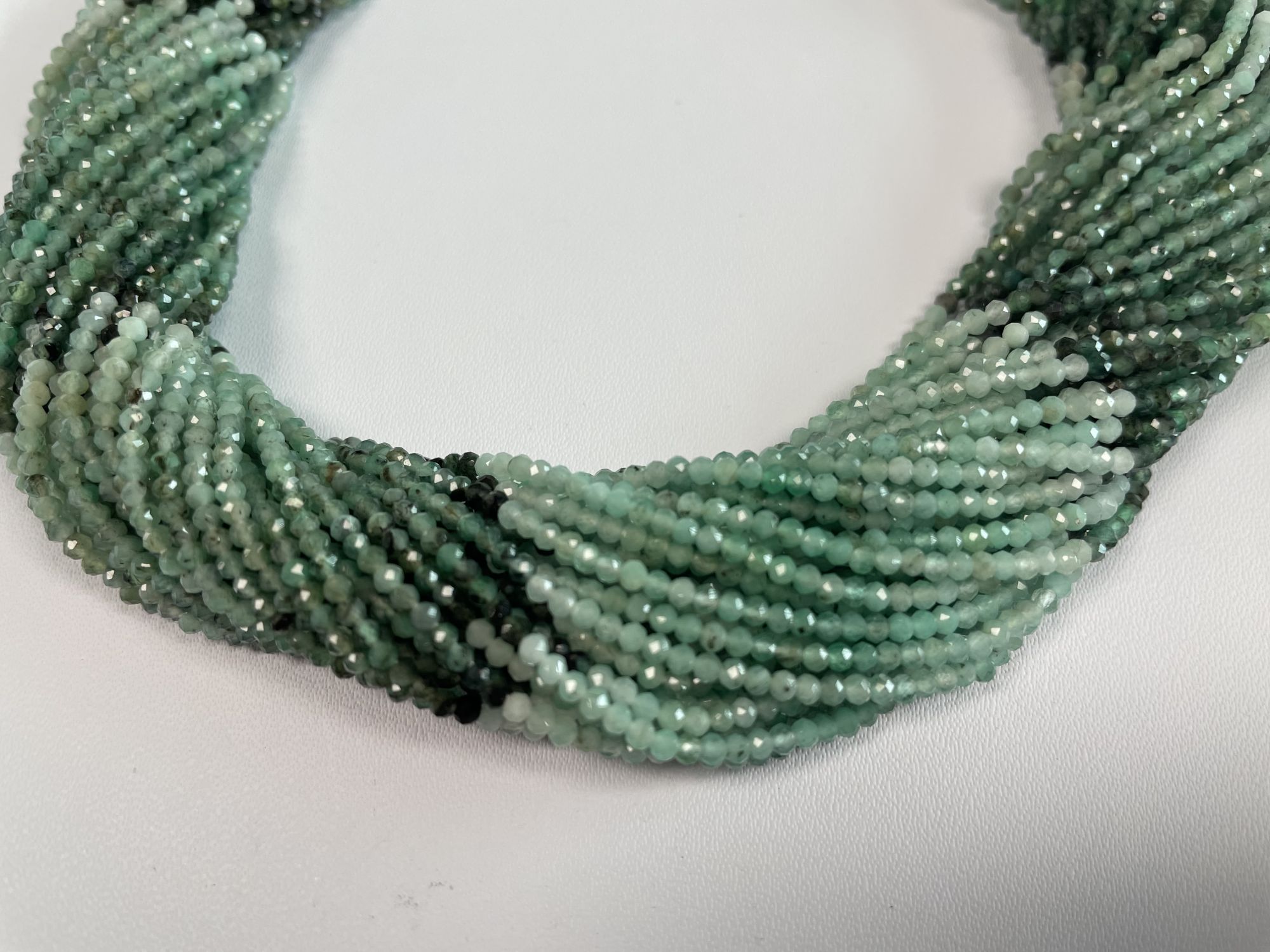 Shaded Emerald Rondelle Facted