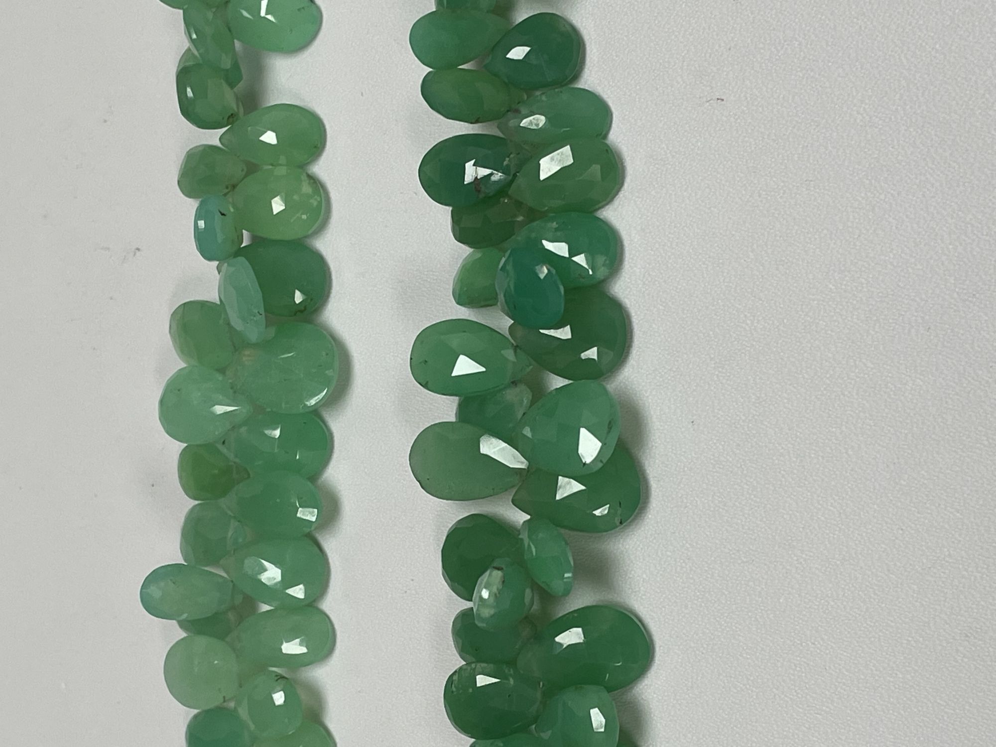 Chrysoprase Pear Faceted