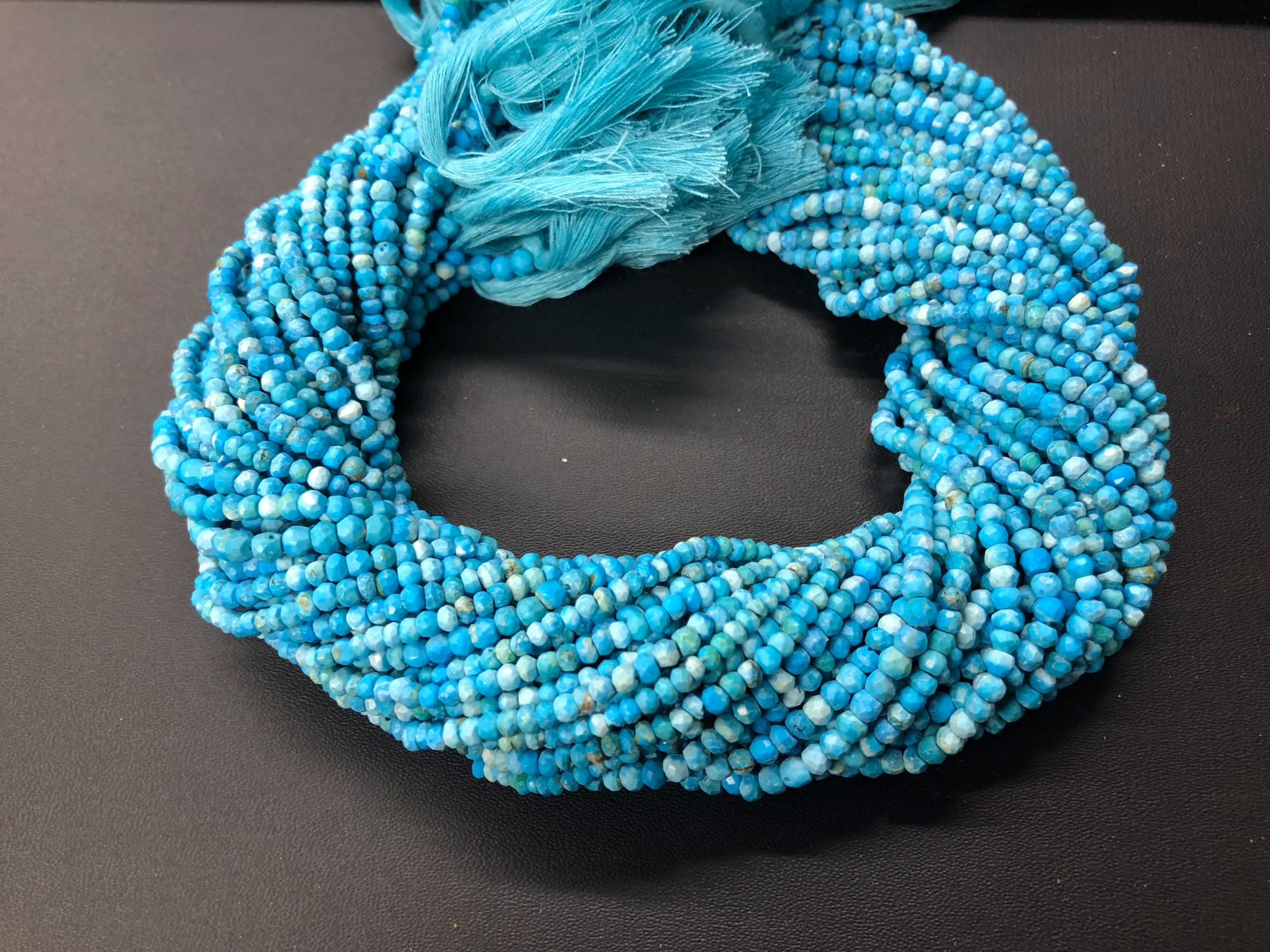 Howlite Rondelle Faceted