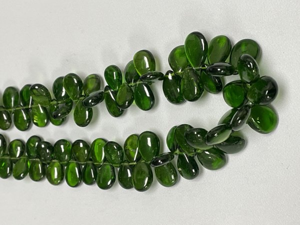 Chrome Diopside Pear Smooth