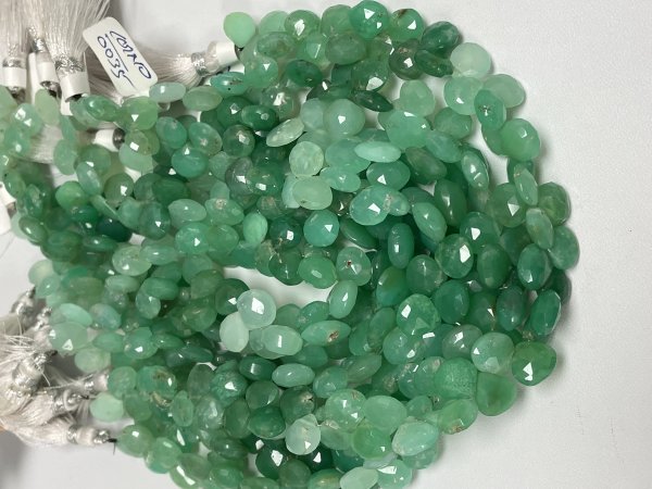 Chrysoprase Heart Faceted