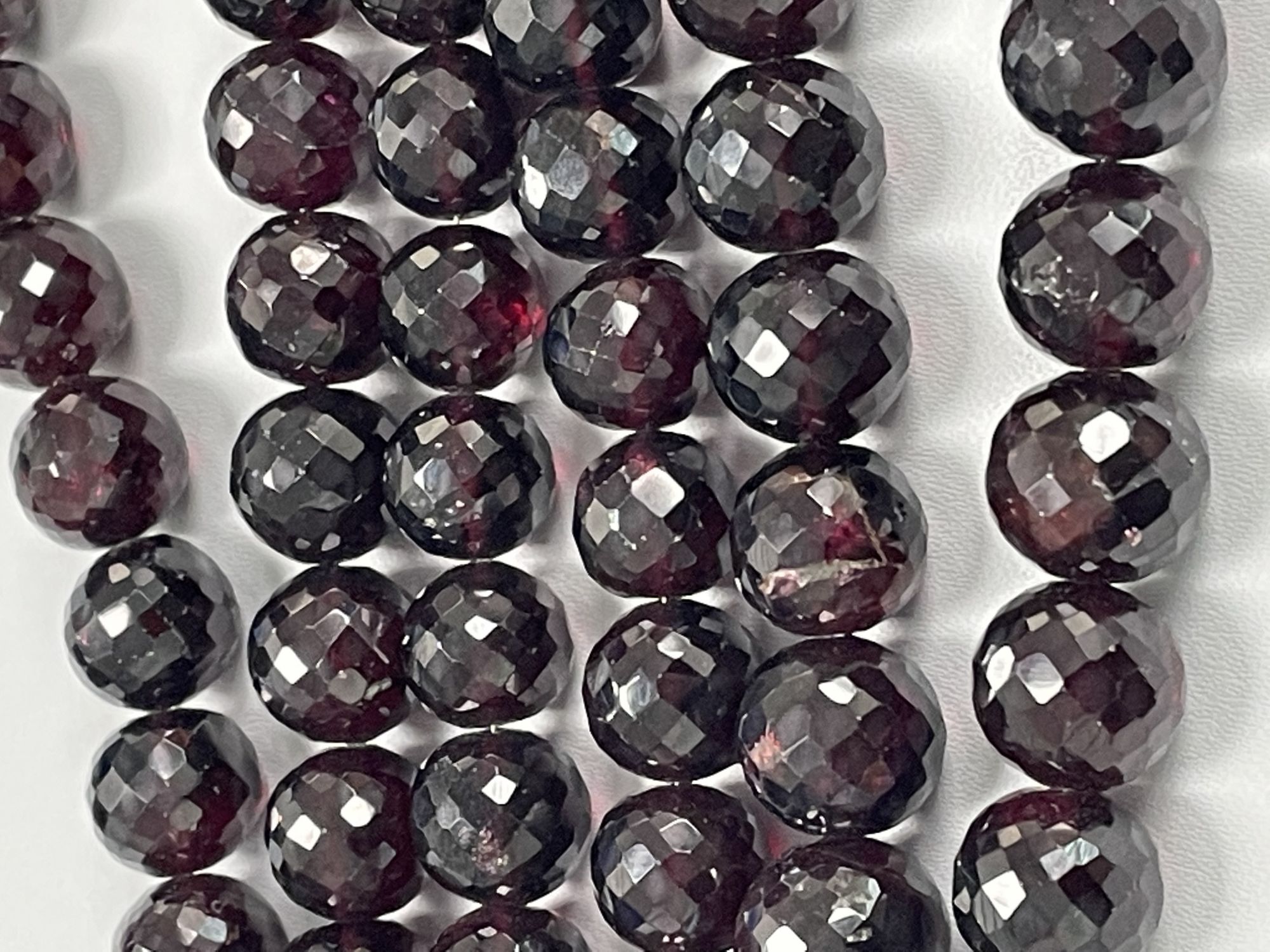 Red Garnet Round Faceted