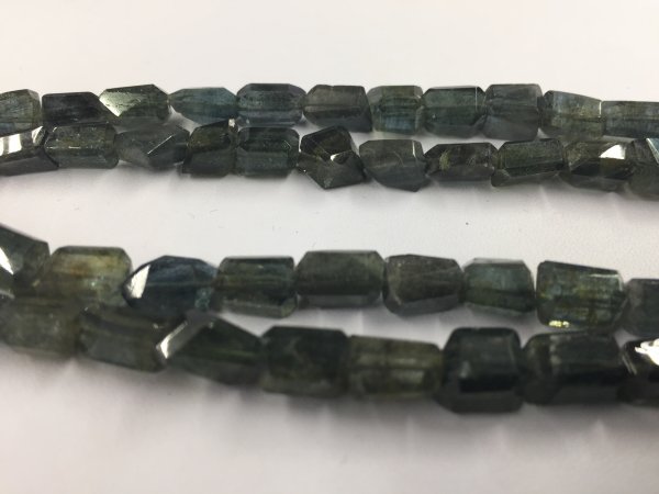 Moss Aquamarine Nuggets Faceted