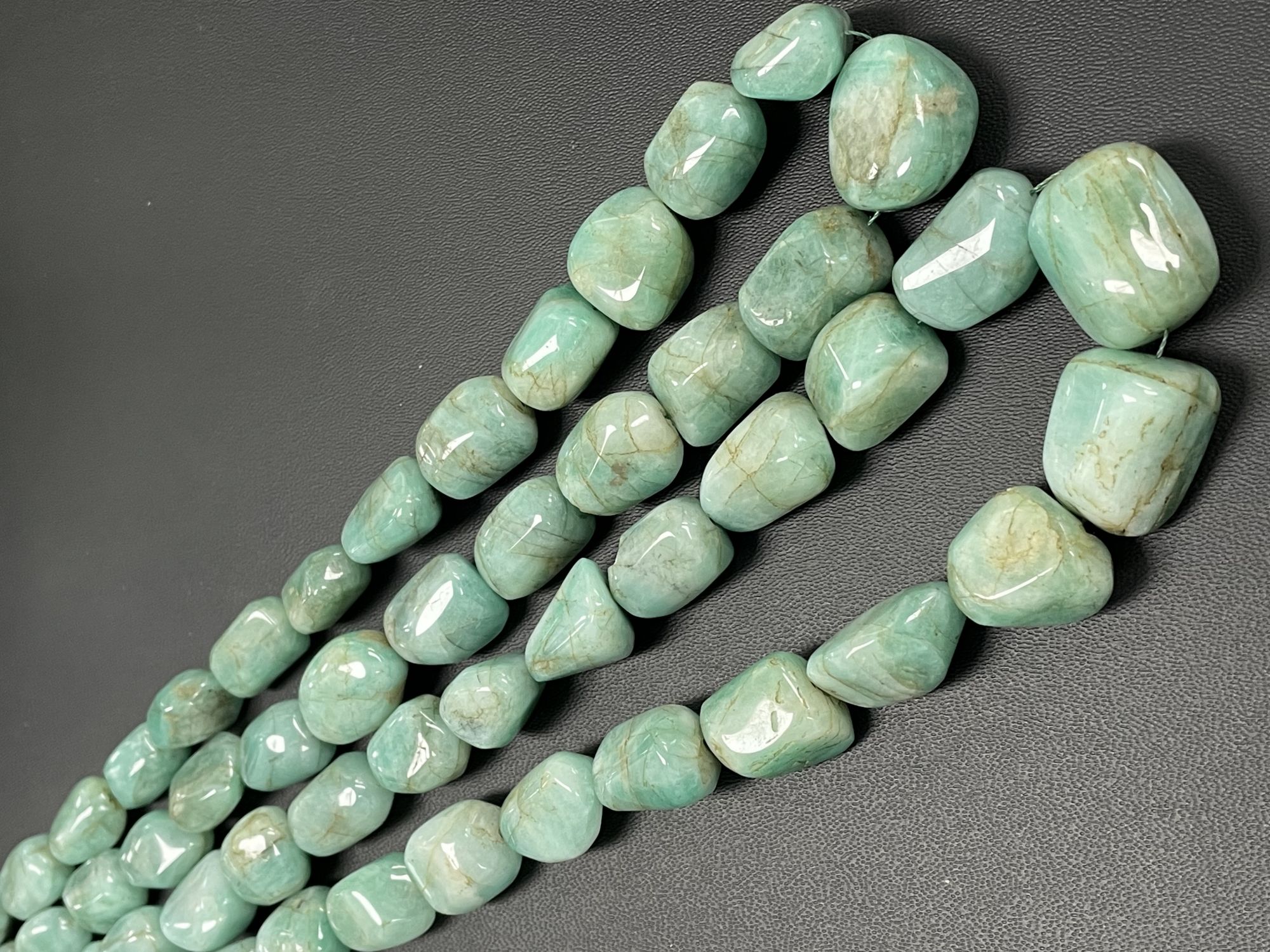 Emerald Nugget Smooth