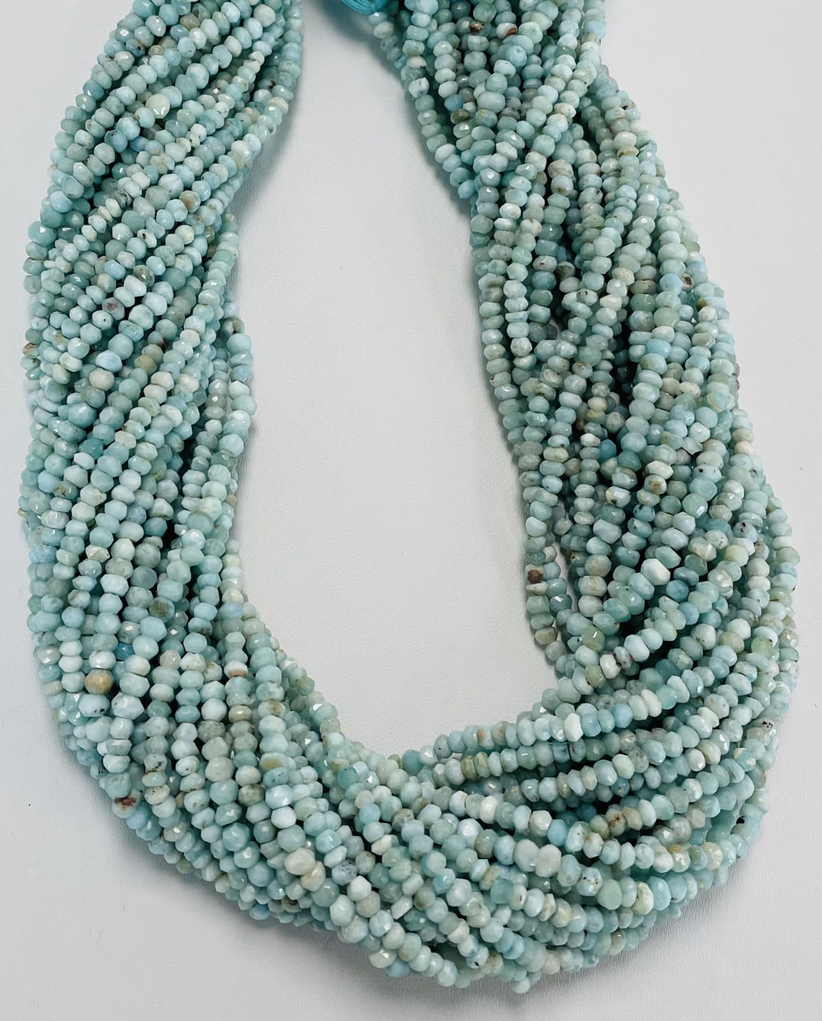 Larimar Rndelle Faceted