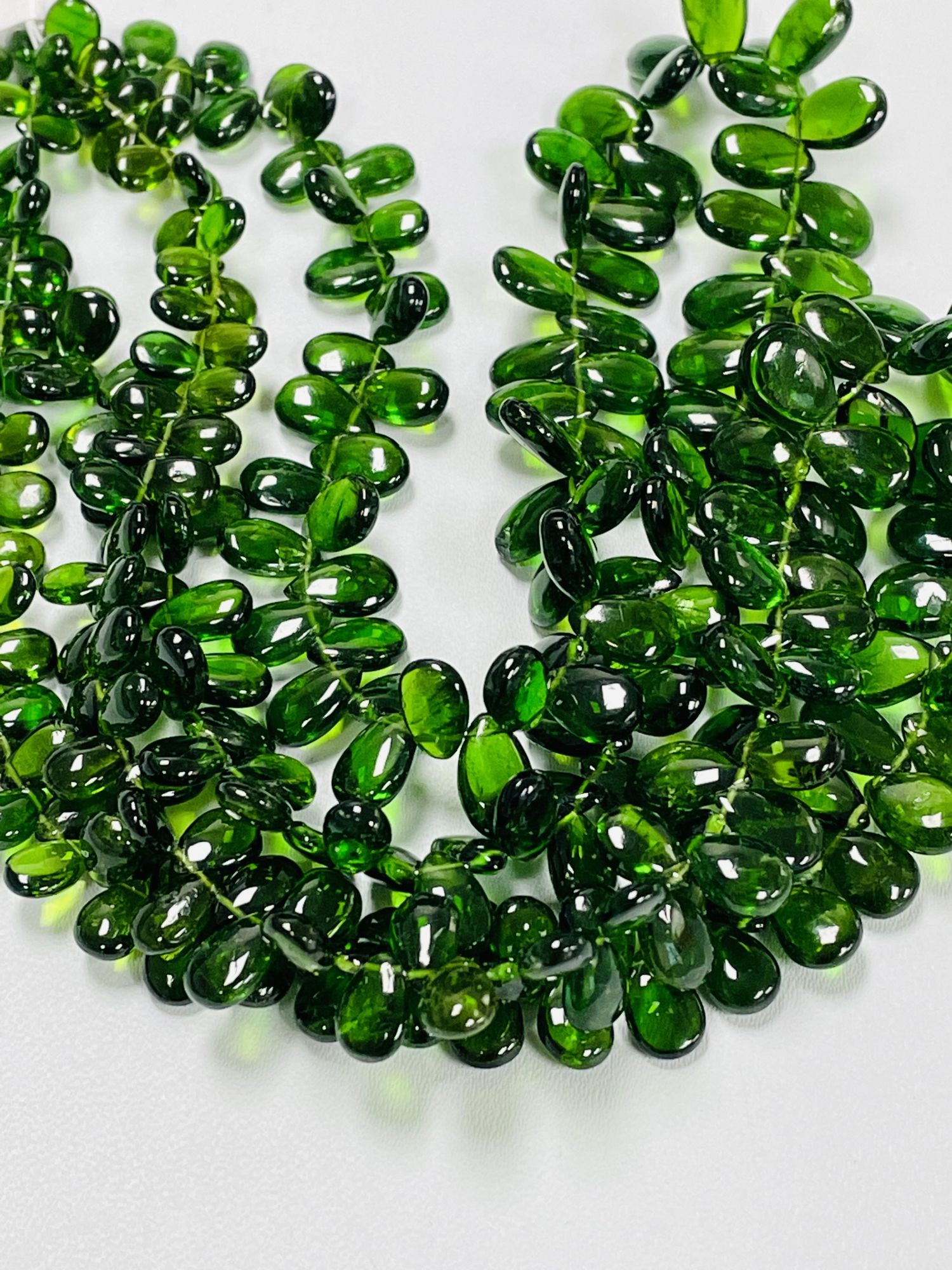 Chrome Diopside Pear Smooth