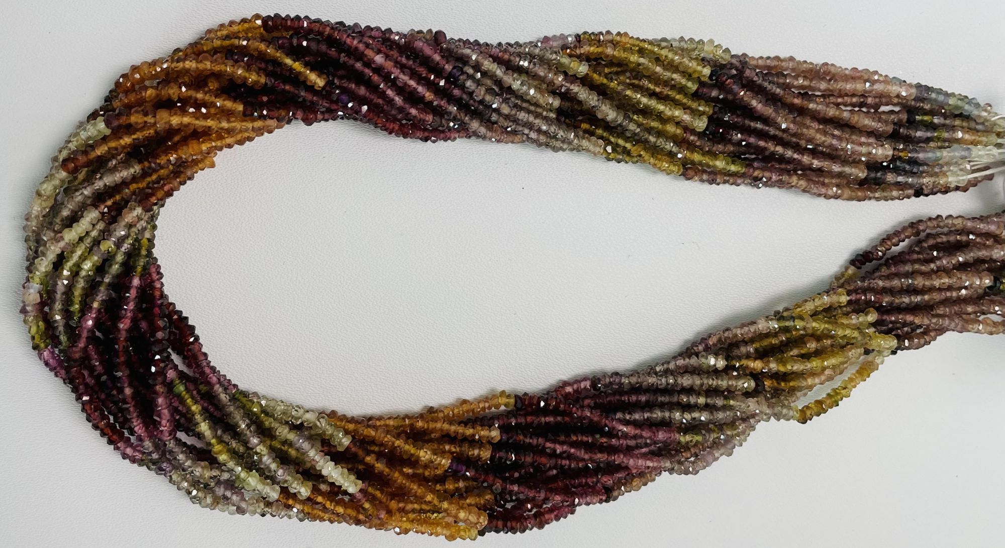 Tundru Sapphire Rondelle Faceted