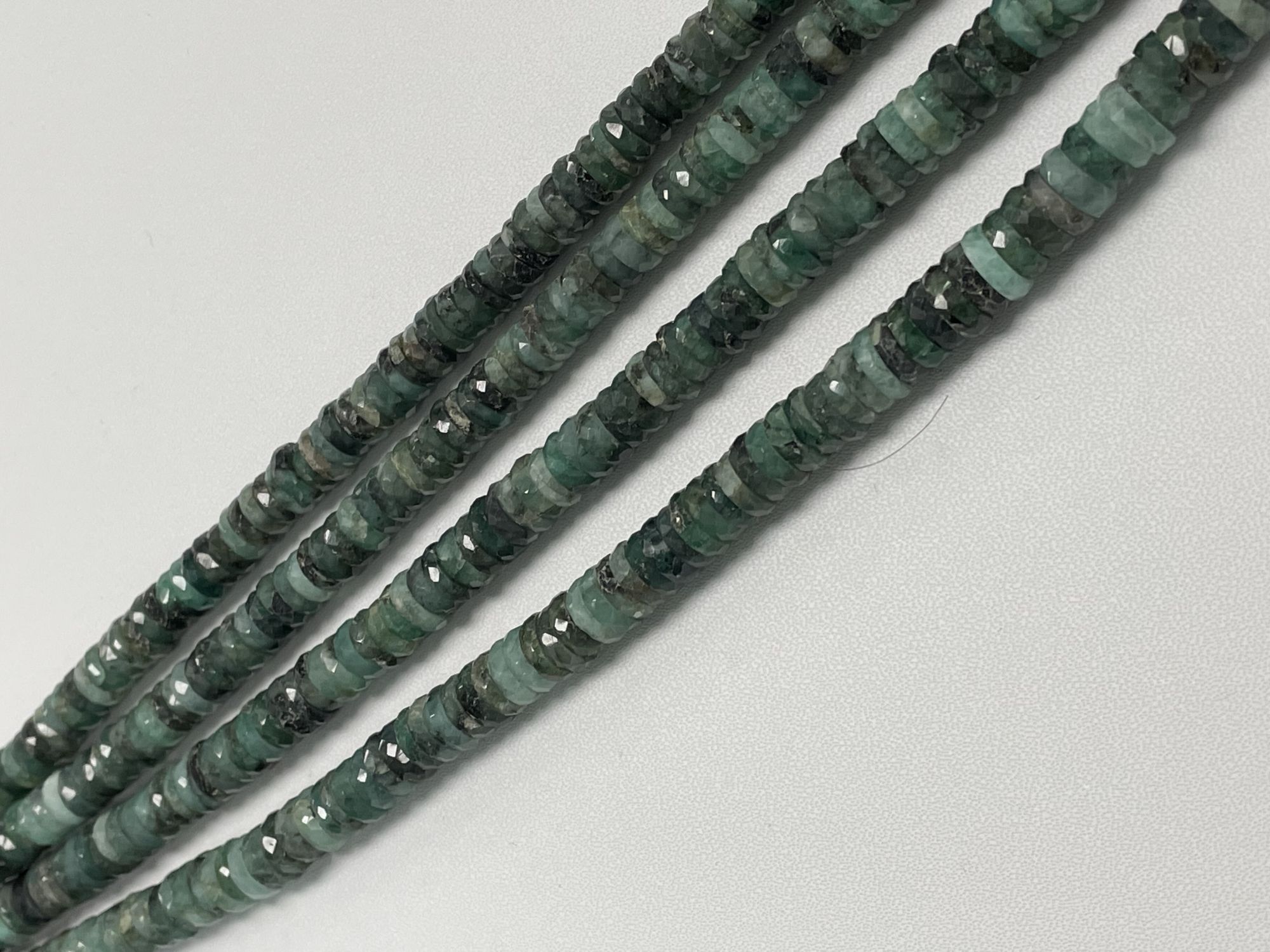 Emerald Tire Faceted