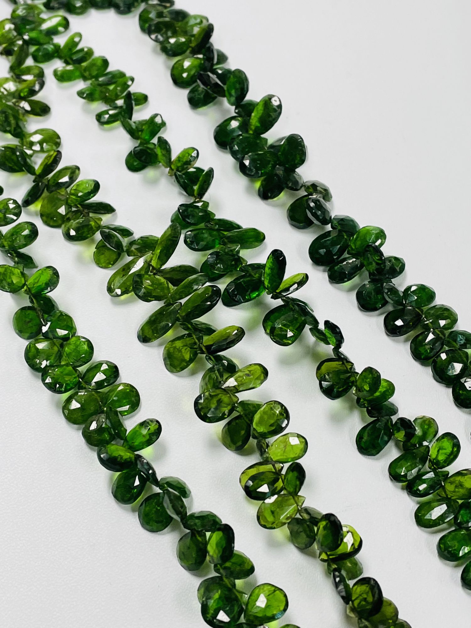 Chrome Diopside Pear Faceted