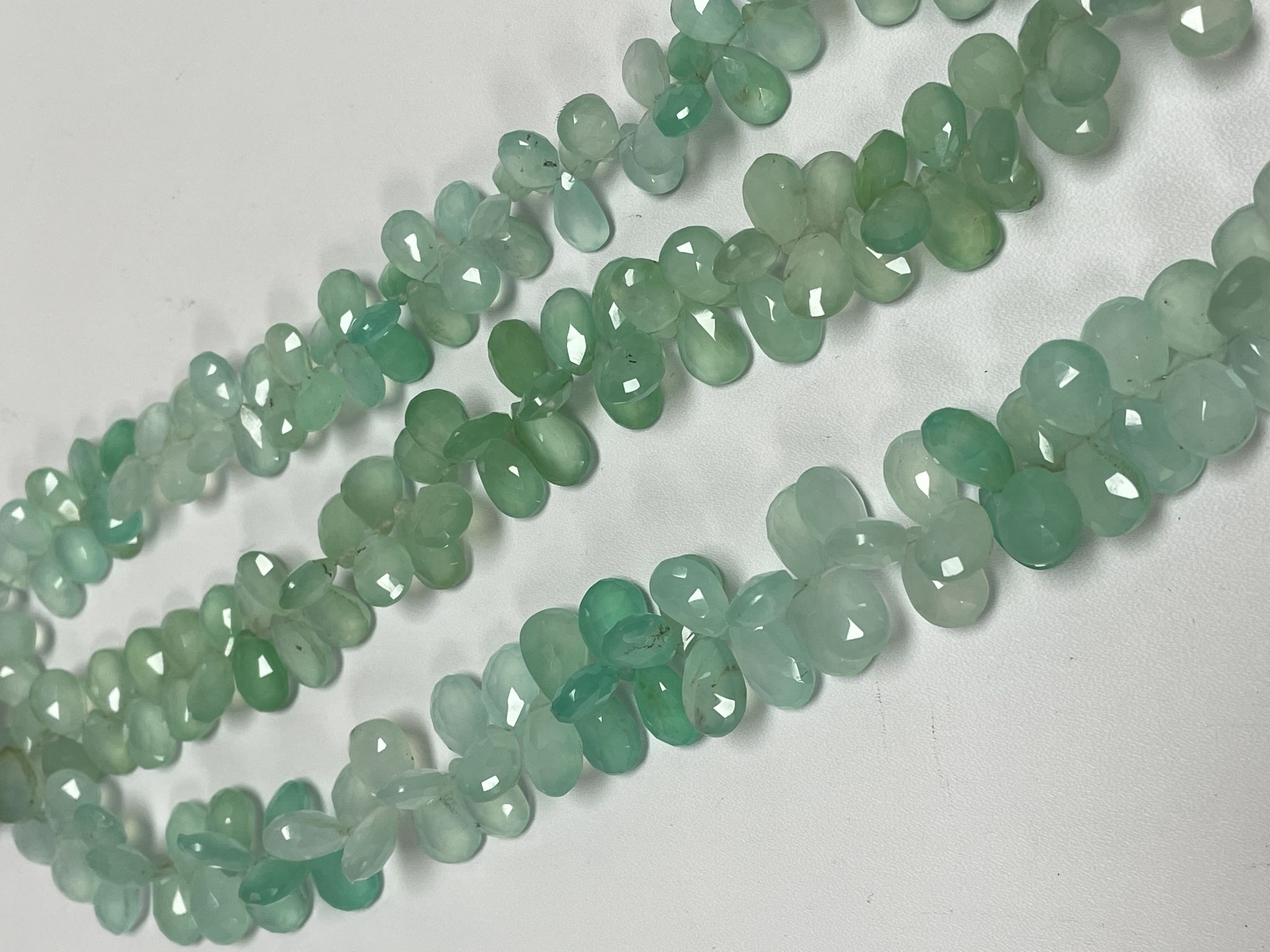 Chrysoprase Pear Faceted