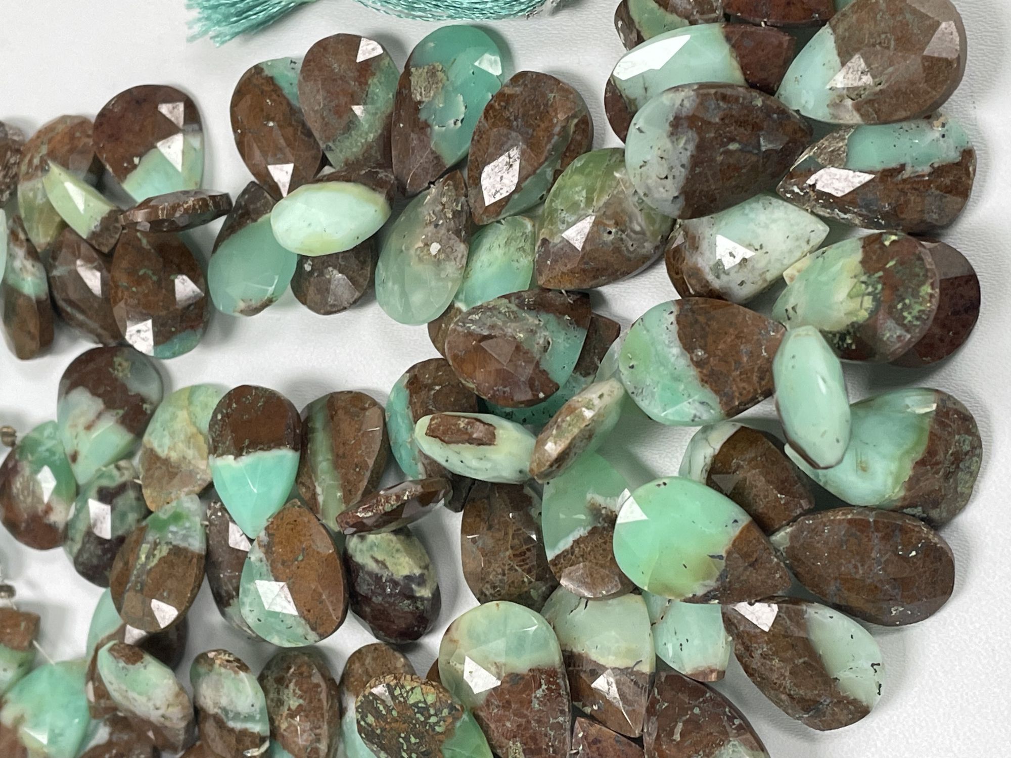 Chrysoprase Pear Faceted