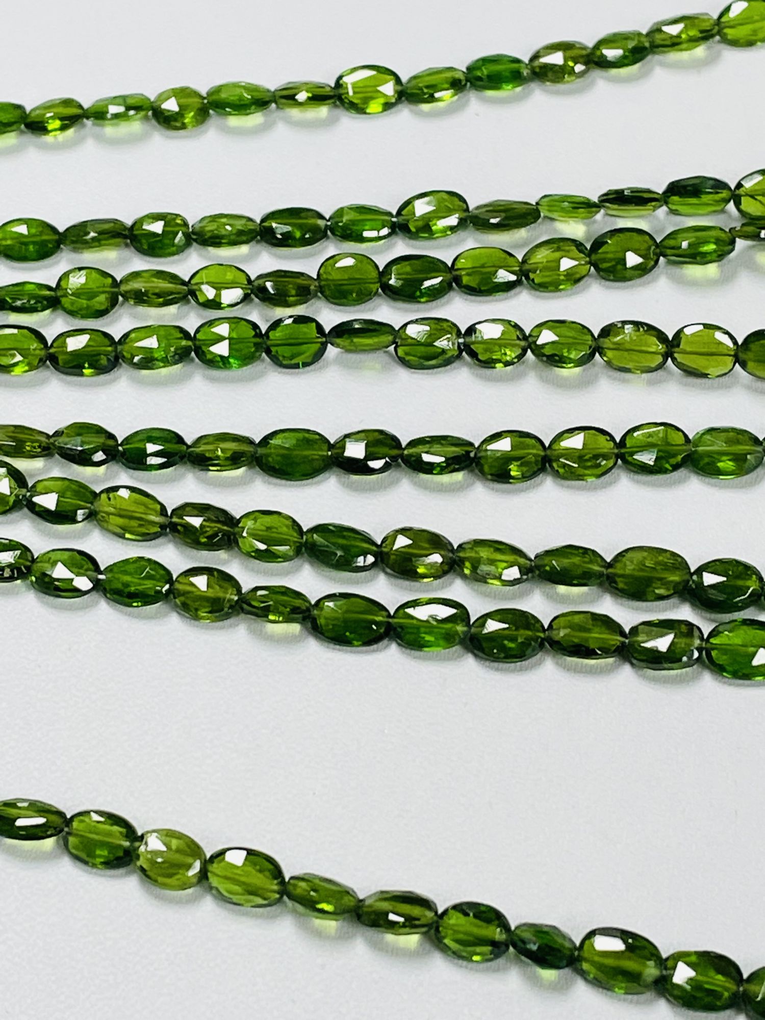 Chrome Diopside Oval Faceted