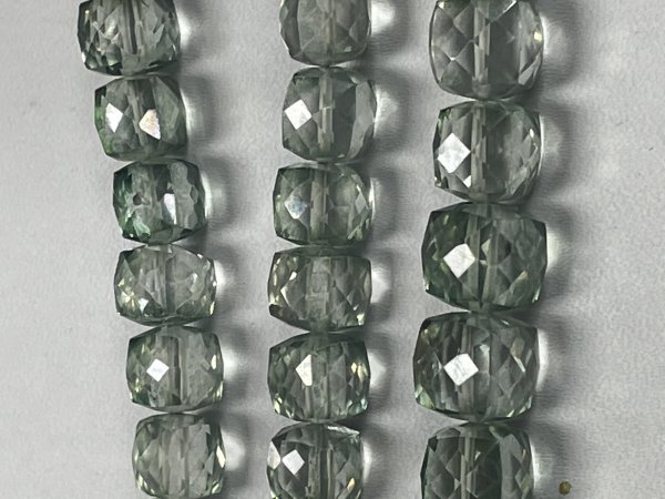 Green Mystic Quartz Cube Faceted