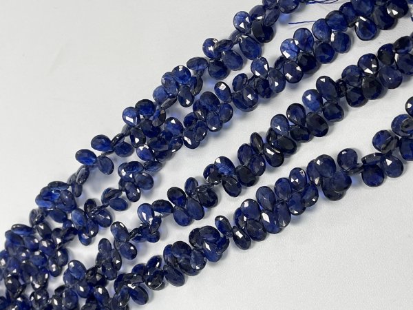 Blue Sapphire Pear Faceted