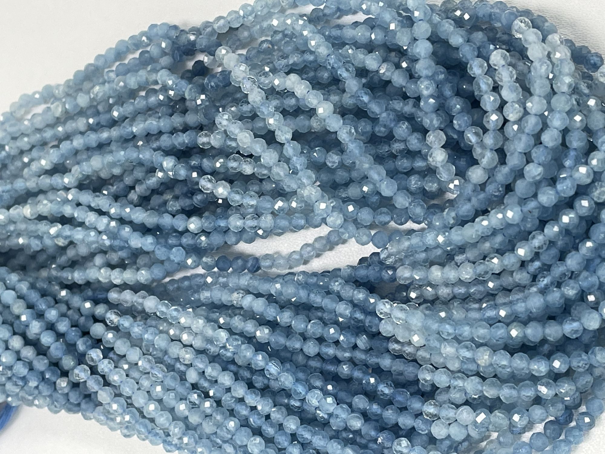 Shaded Aquamarine Rondelle Faceted