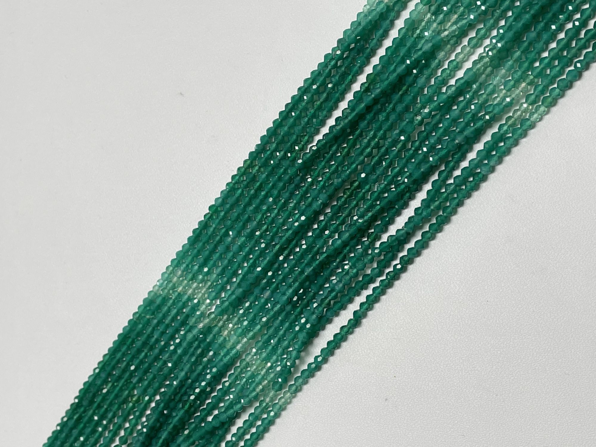 Shaded Green Onyx Rondelle Faceted