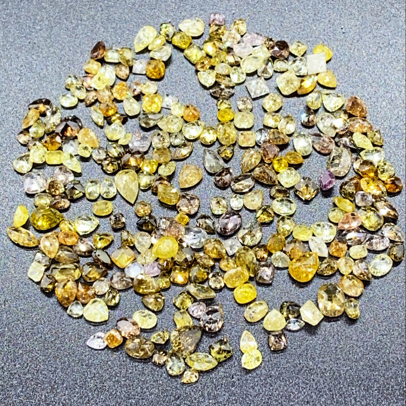 Diamond cut stone Mix