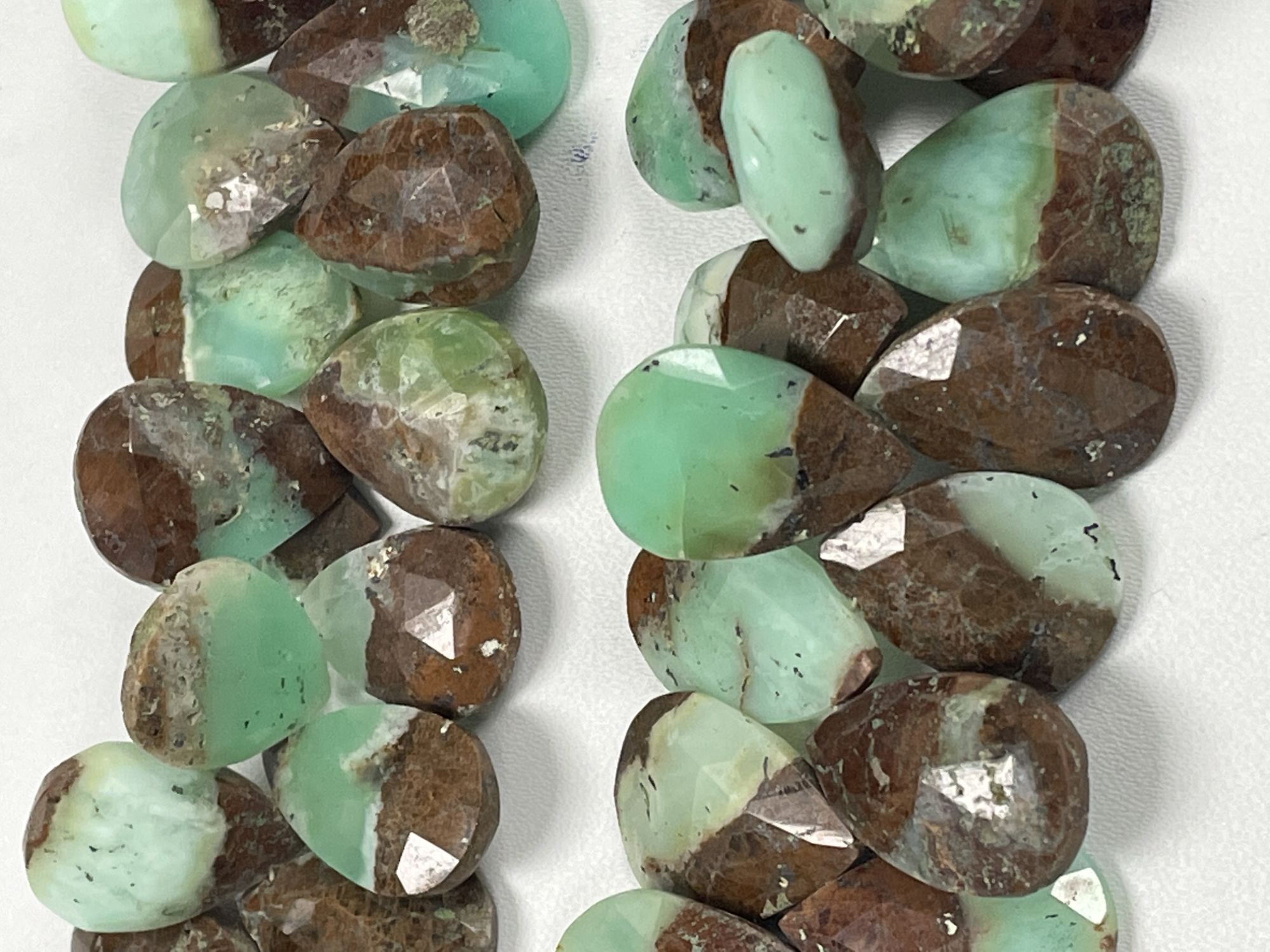 Chrysoprase Pear Faceted