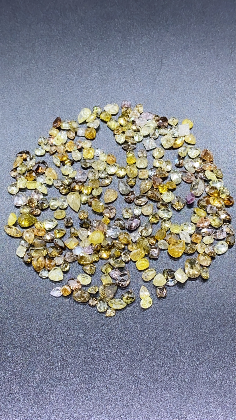Diamond cut stone Mix