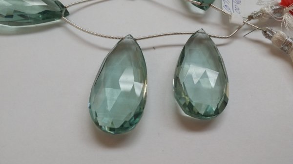 Aqua Green Hydro Heart Pears