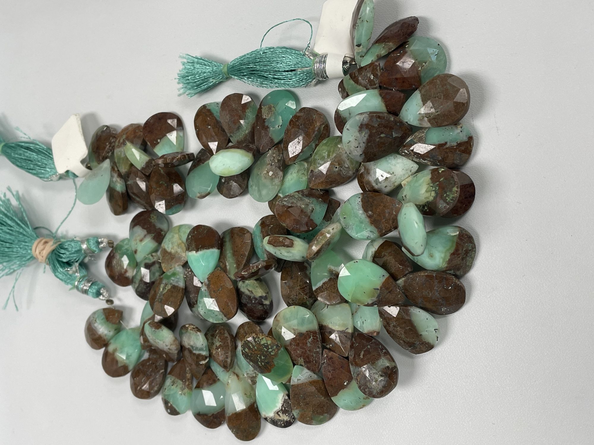 Chrysoprase Pear Faceted