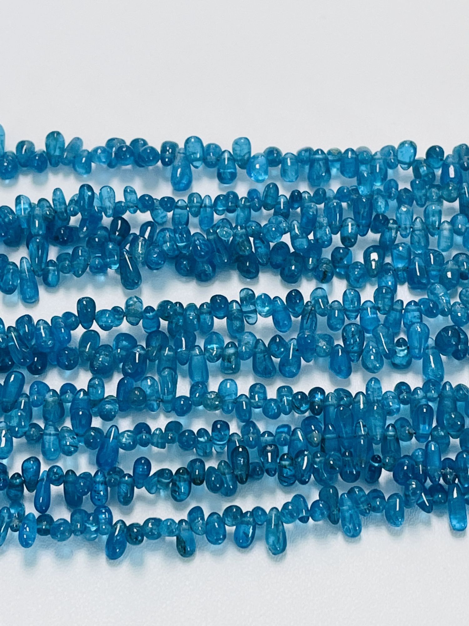 Apatite Drop Smooth
