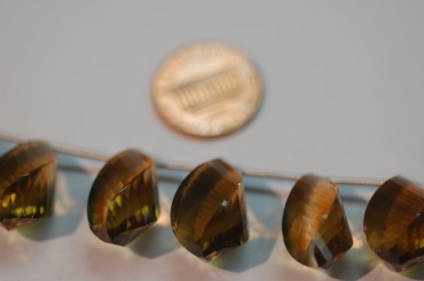 Bio-Lemon Hydro Quartz Twisted Drops Faceted