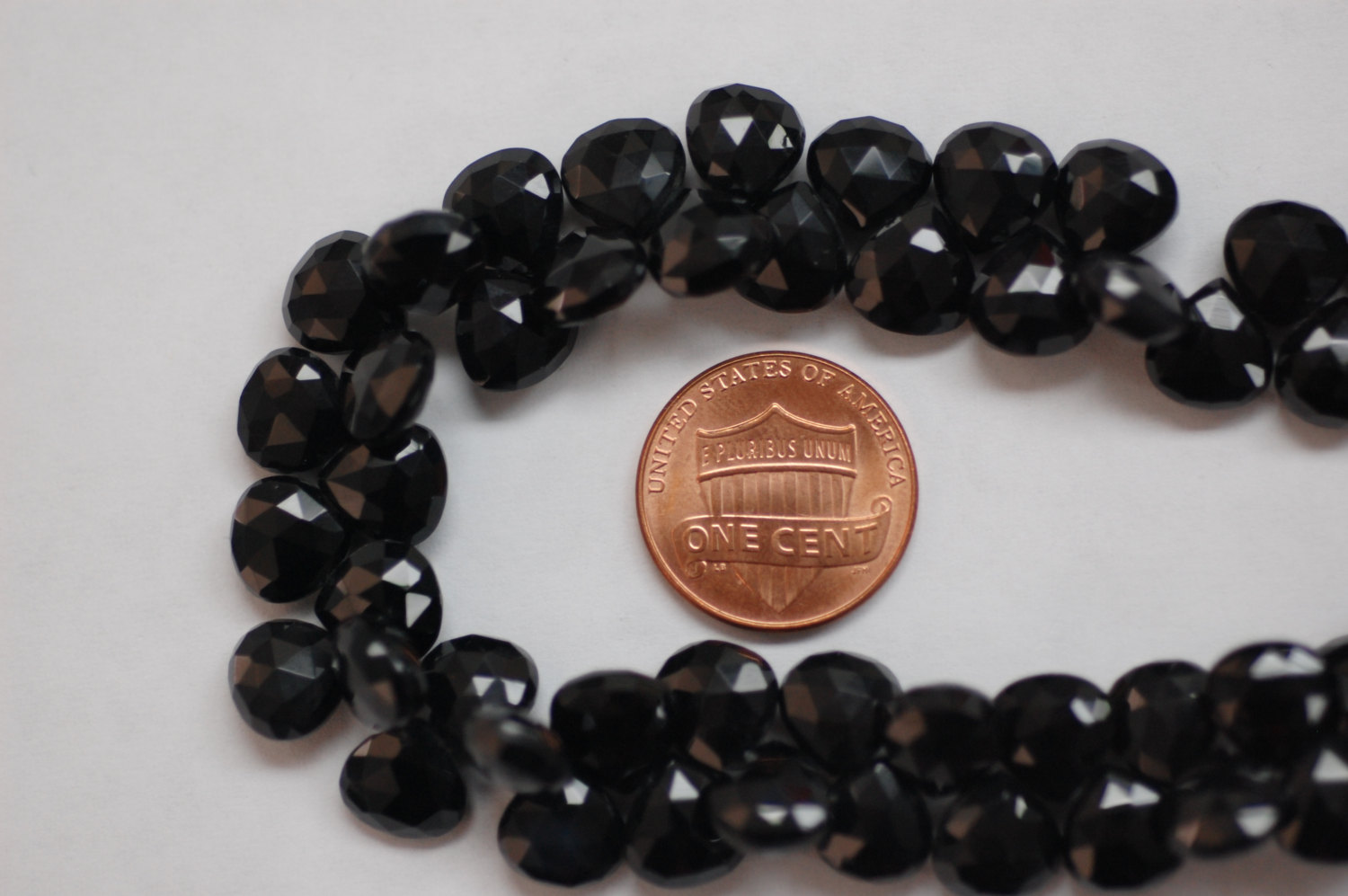 Black Spinal Hearts Faceted
