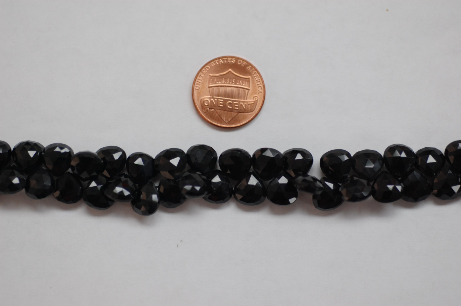 Black Spinal Hearts Faceted