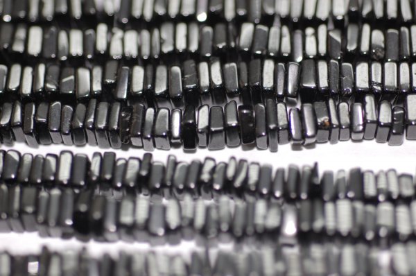 Black Spinal Square Cut Smooth