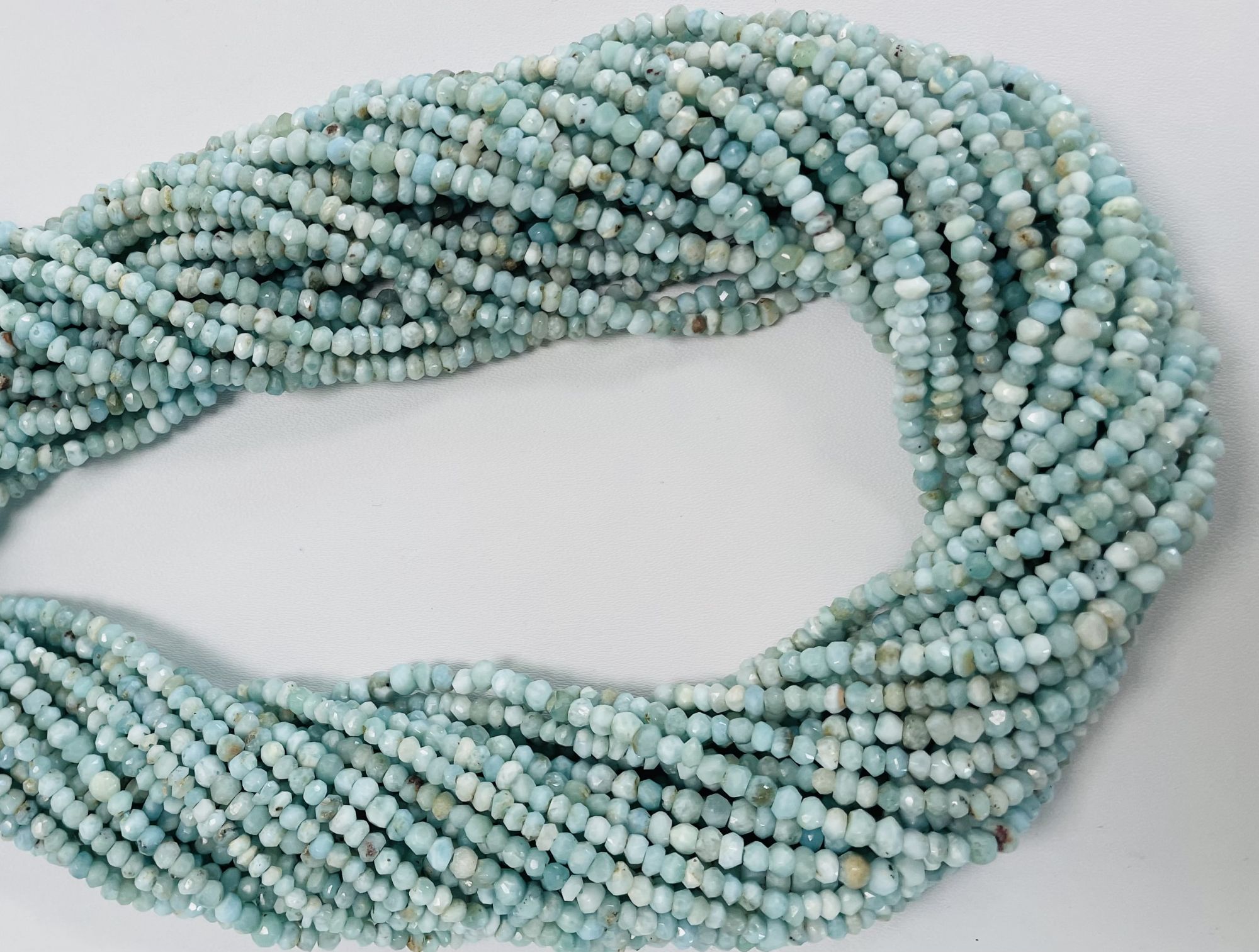 Larimar Rndelle Faceted