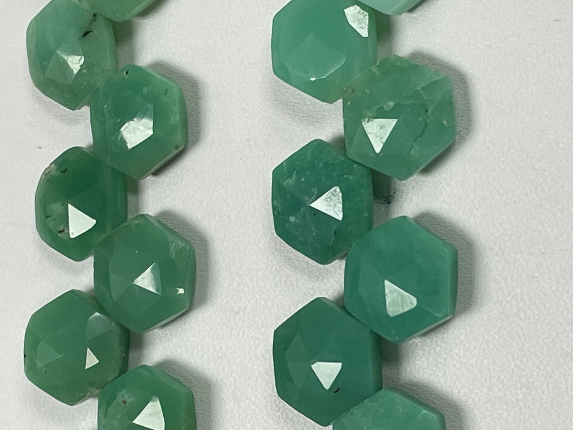 Chrysoprase Hexagon Faceted