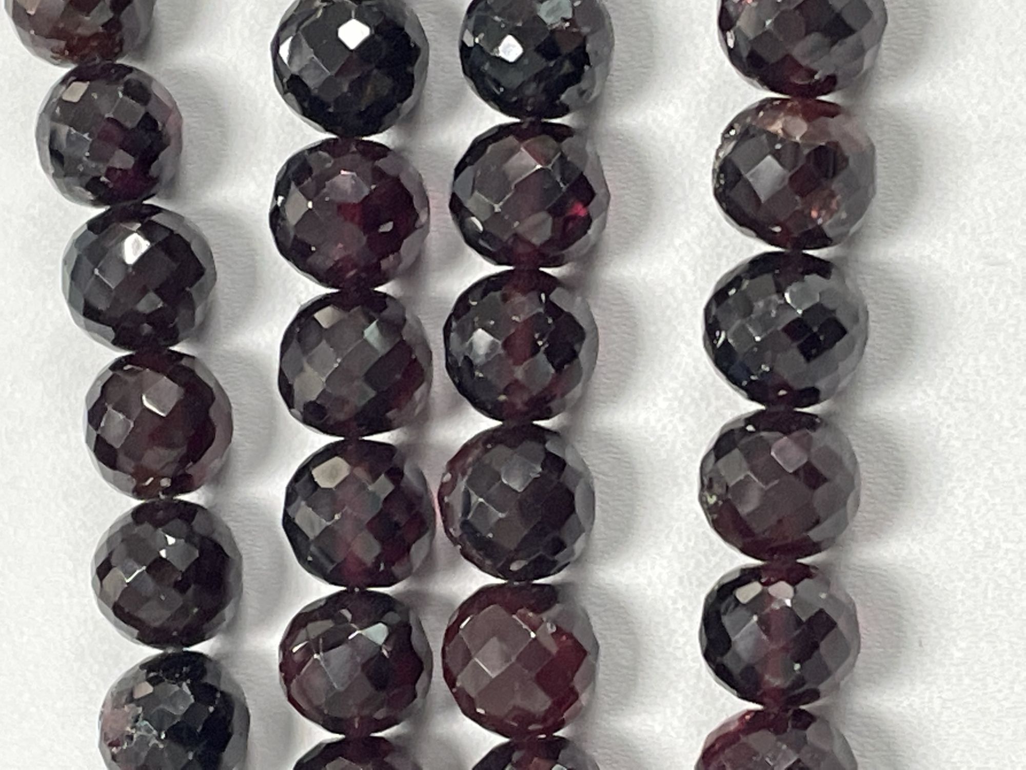 Red Garnet Round Faceted
