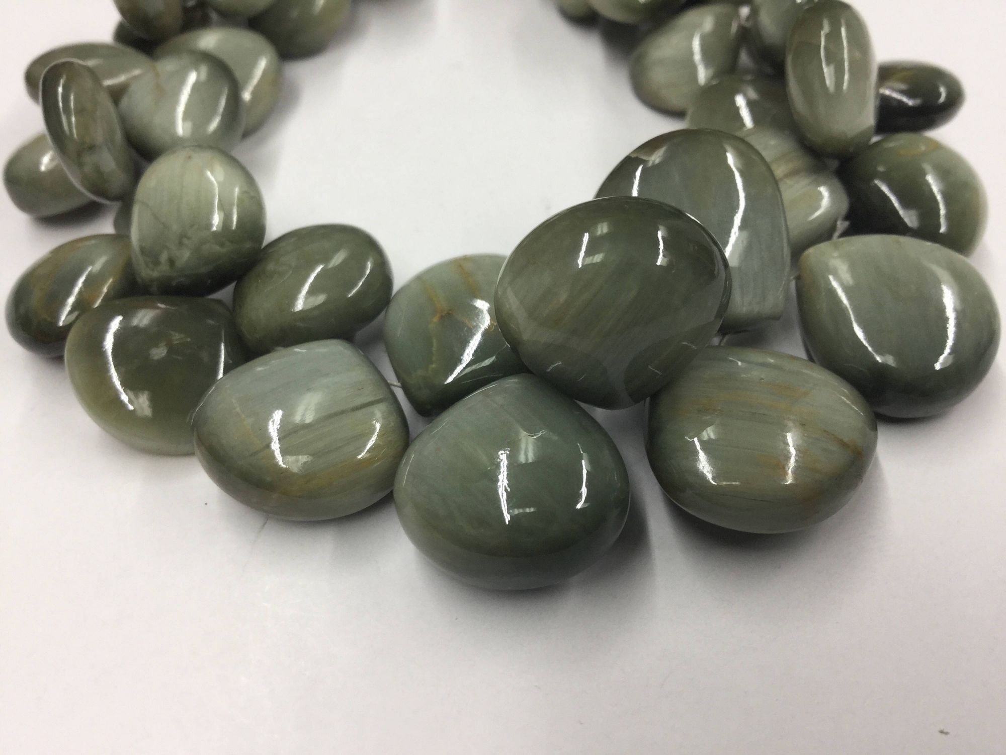 Cats Eye Hearts Smooth