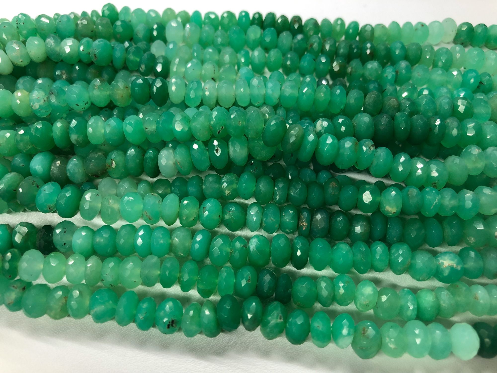 Shaded Chrysoprase Rondelle Faceted