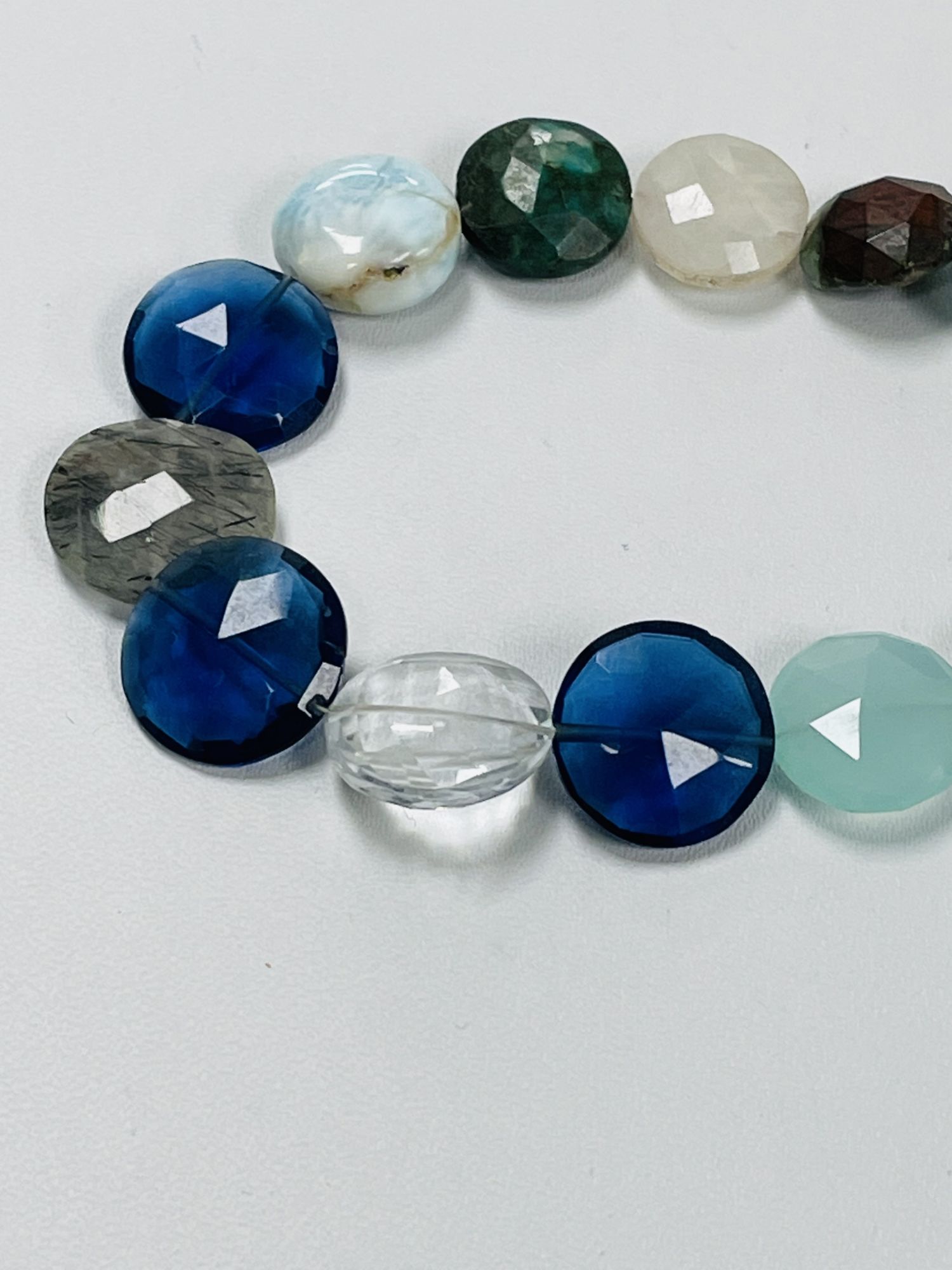 Multistone Coin Faceted